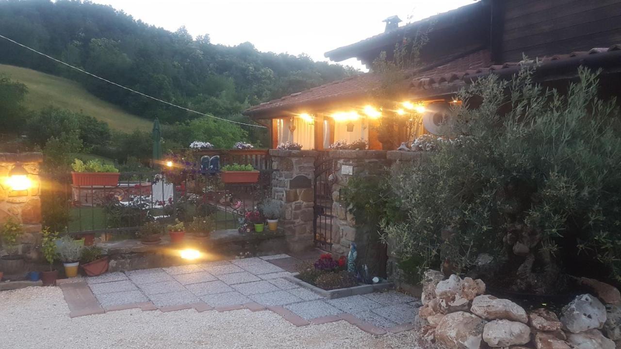 B&b Villa sorriso San Benedetto Val di Sambro Exteriör bild